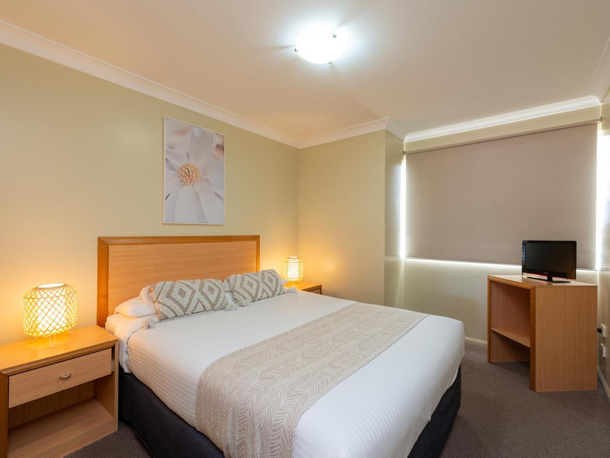 Villa Nova Motel Toowoomba Exterior photo