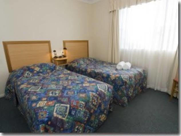 Villa Nova Motel Toowoomba Exterior photo